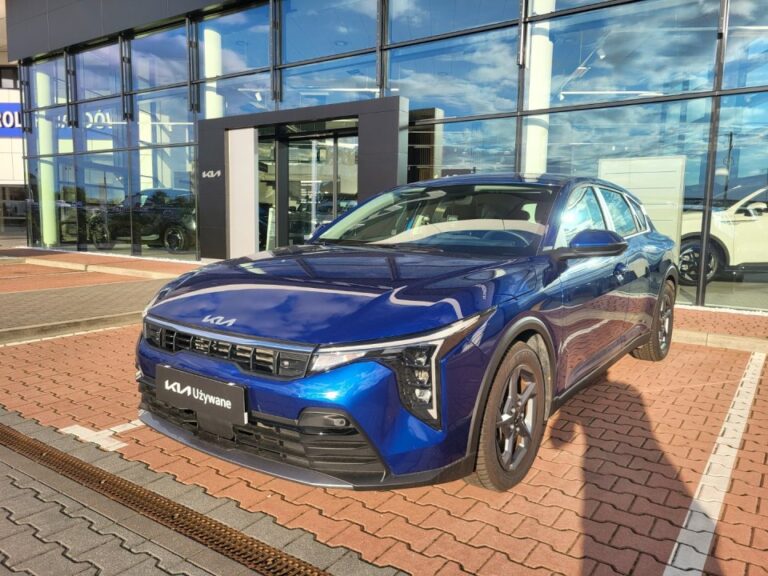 Kia K4 – zdjęcie samochodu