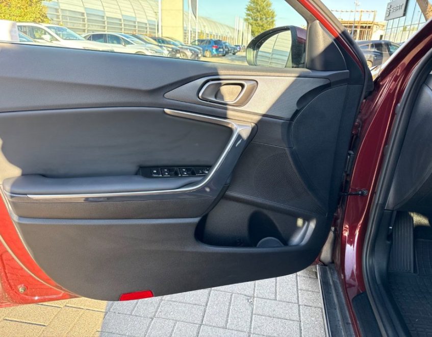 Kia XCeed – zdjęcie samochodu