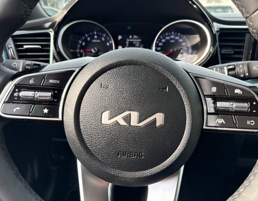 Kia XCeed – zdjęcie samochodu
