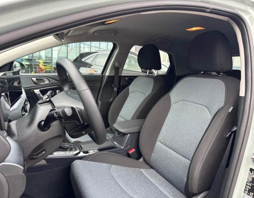 Kia XCeed – zdjęcie samochodu