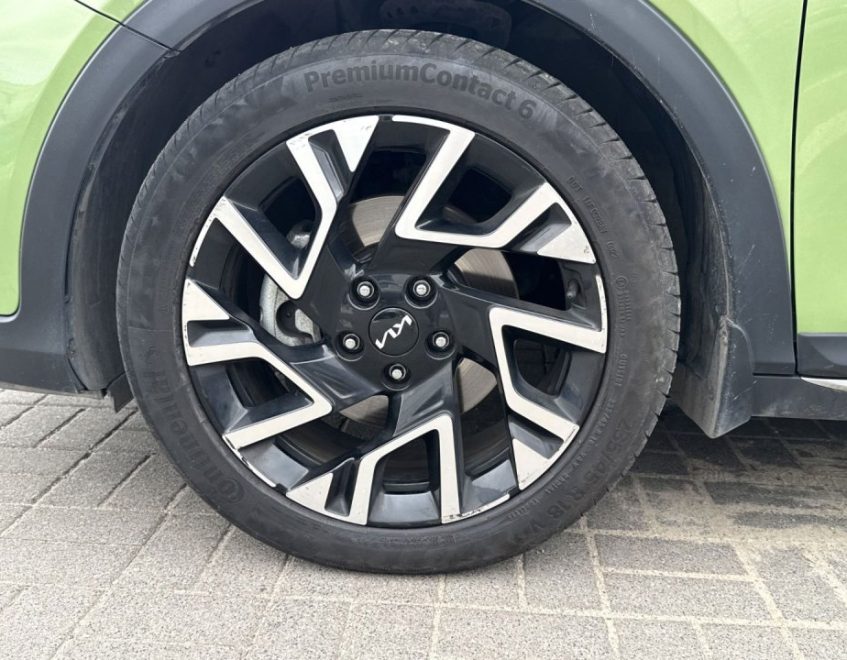 3158 18