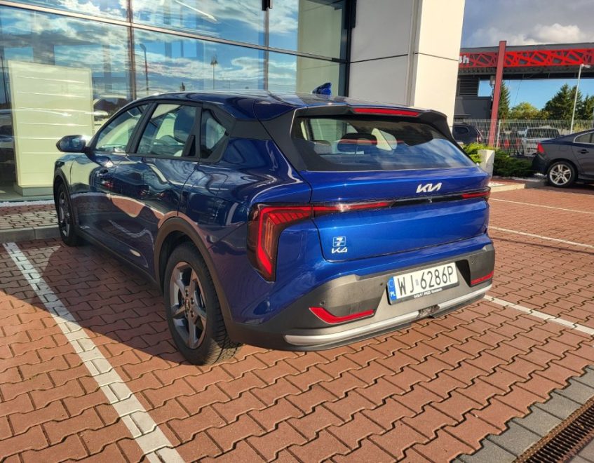 Kia K4 – zdjęcie samochodu