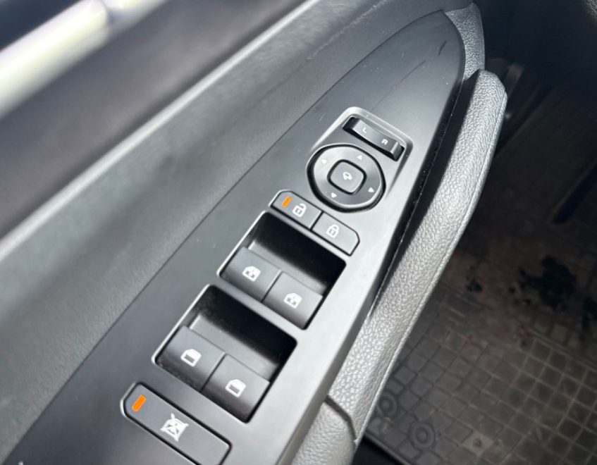 Kia Sportage – zdjęcie samochodu