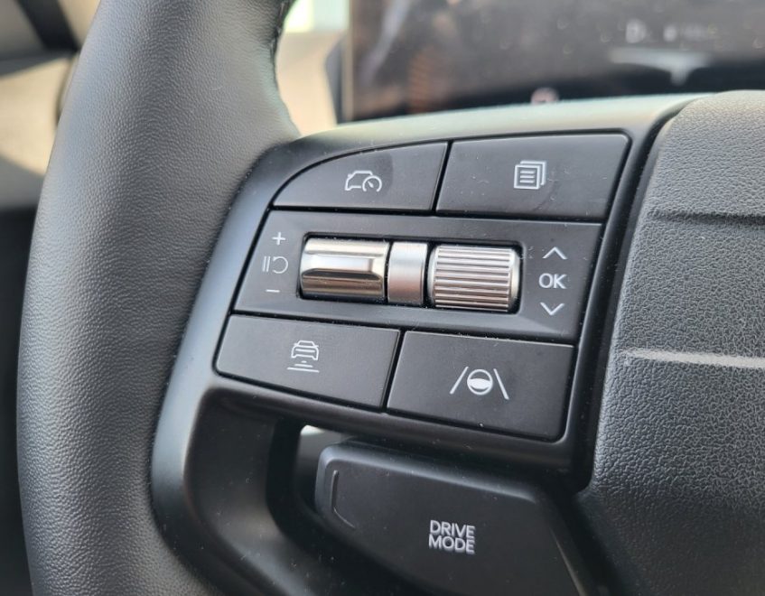 Kia K4 – zdjęcie samochodu