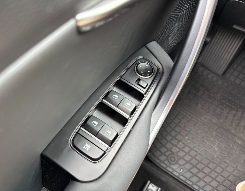Kia XCeed – zdjęcie samochodu