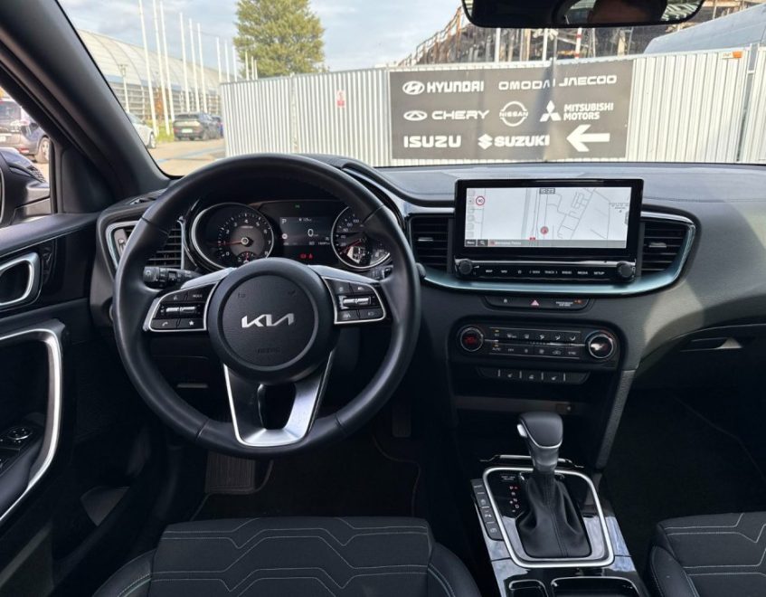 Kia XCeed – zdjęcie samochodu