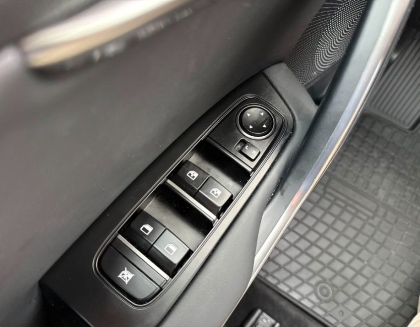 Kia XCeed – zdjęcie samochodu