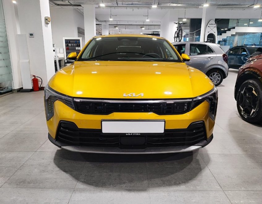 Kia K4 – zdjęcie samochodu